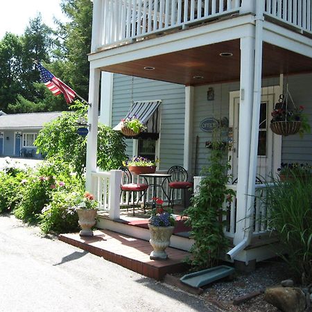 Maple Terrace Motel ウィリアムズタウン エクステリア 写真